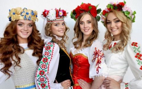 В Беларуси стартуют областные этапы конкурса «Королева Весна-2019»