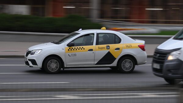 Сервис "Яндекс.Такси" не планирует уходить из Беларуси